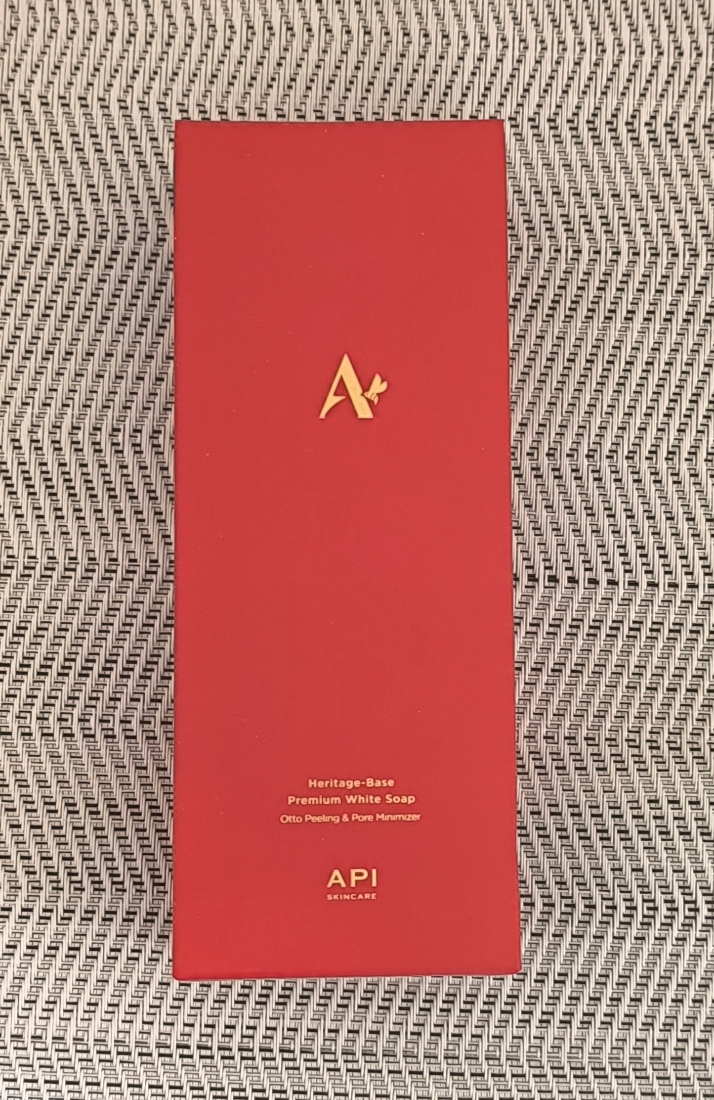 API 奢華AROMA精油潔面石鹼 120g Step 1
